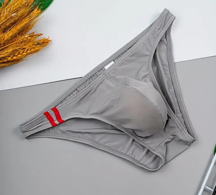 Trusa bikini deportivo para hombre