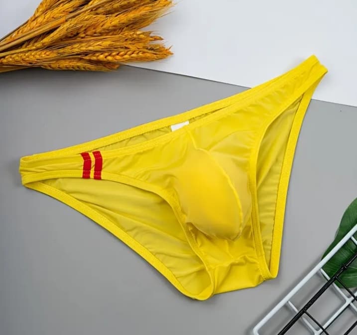 Trusa bikini deportivo para hombre